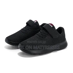 Viatu vya Michezo vya Unisex Vinavyopumua (Size 28-40)