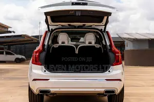 Volvo XC90 2020 AWD Ina Viti 7