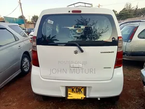 Suzuki Wagon R 2015 White