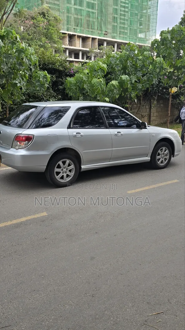 Subaru Impreza 1.5 2009 Silver - 1