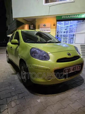 Nissan March 1.2 FWD 2012 Hatchback