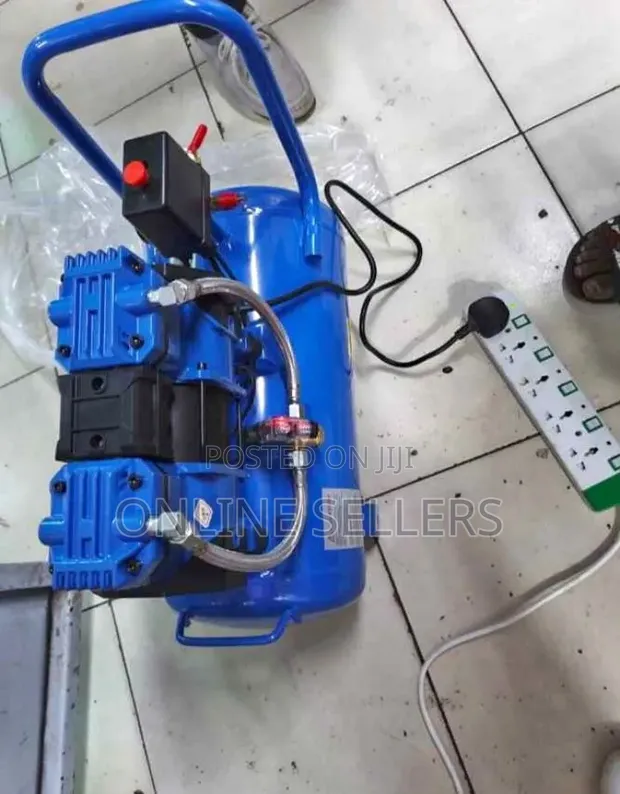 Maxmech 25L Silent Air Compressor - 1