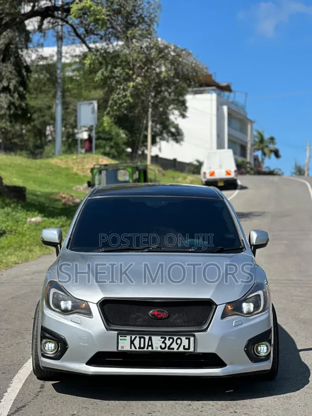Subaru Impreza 2014 Silver - 1