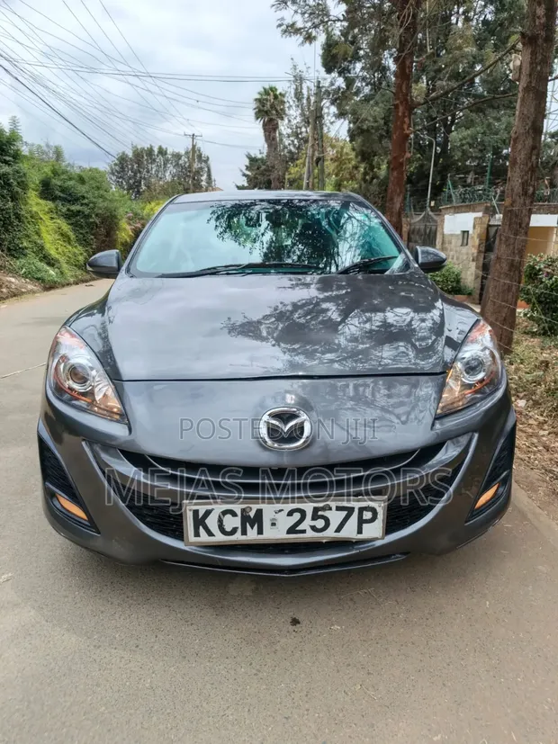 Mazda Axela 2011 Gray - 1