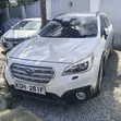 Subaru Outback 2015 Nyeupe - 2