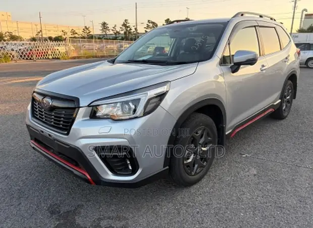 Subaru Forester 2019 Silver - 1