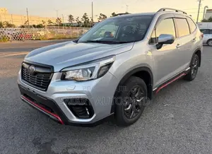 Subaru Forester 2019 Silver
