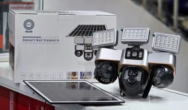 V380Pro VTS30 4G Solar PTZ Camera Triple Screen - 1