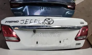 Toyota Premio 270 Boot (Refurbished)