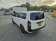 Toyota Probox 2011 Nyeupe - 4