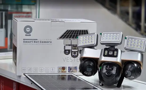VTS30 4G Solar Security Camera with 3 Lenses & PTZ - 1