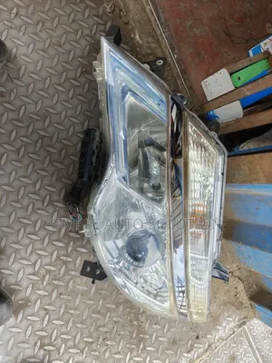 Nissan Serena C26 Headlight (2013-2015 Model)