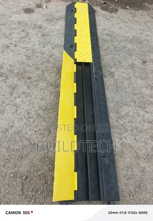 Heavy Duty Cable Ramp | Kinga ya waya yenye chaneli 2