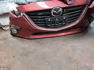 Mazda Axela 2018 Nosecut Xenon Headlights (Ex Japan)