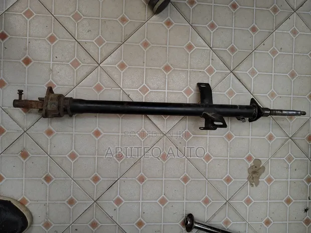 Toyota Land Cruiser 75 Steering Column - 1