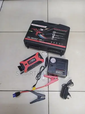 99800mAh Car Jump Starter na Mwanga wa LED & Inflator