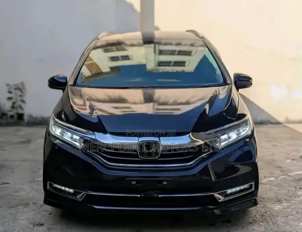 Honda Fit Shuttle 2019 Hybrid - 1