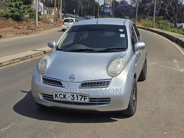 Nissan March 2009 Silver - 1