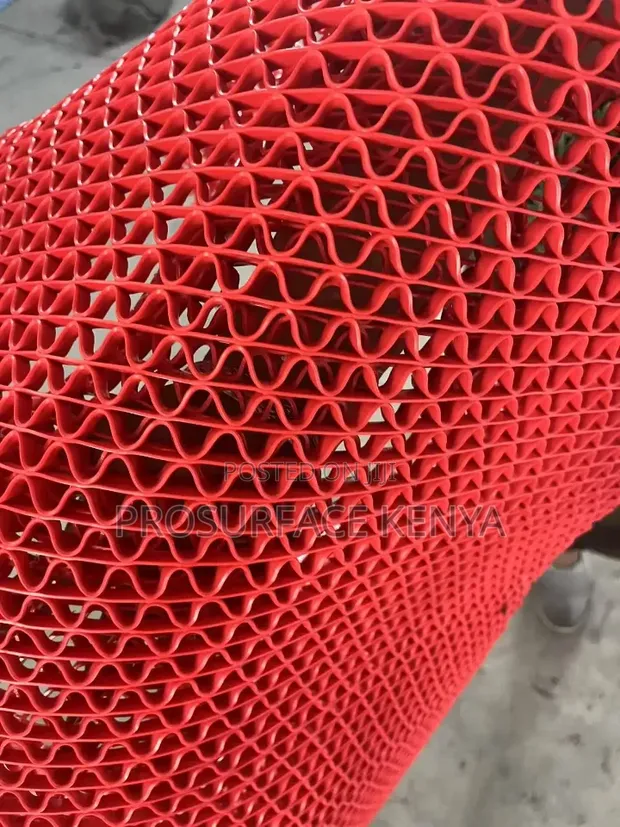 Heavy-Duty Anti-Slip S Mat - 1