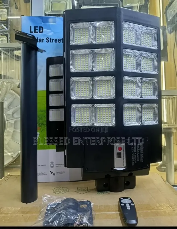 2000 Watt Solar Street Light - 1