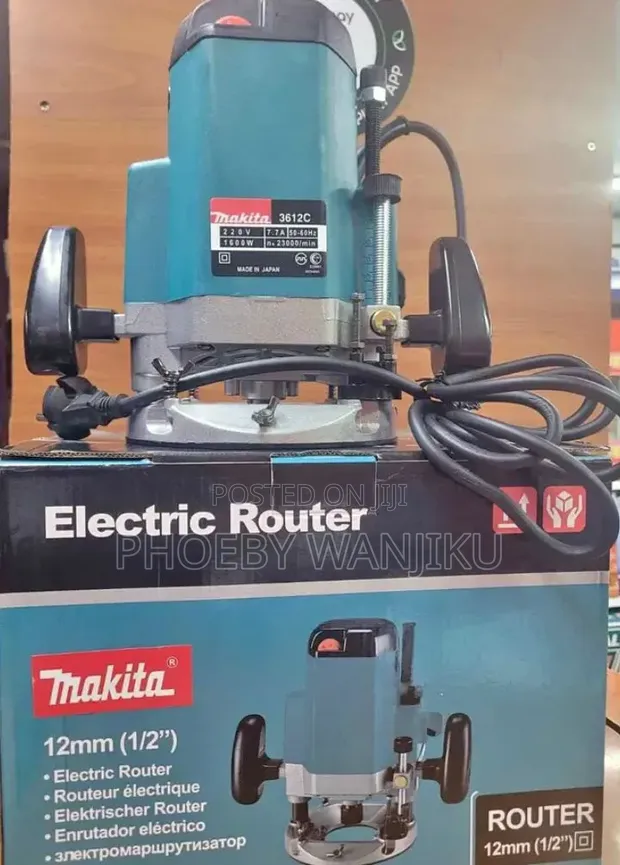 Professional Makita Wood Router - 1