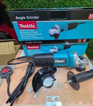 Makita 840W Angle Grinder (4.5")