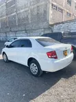 Toyota Axio 2009 Nyeupe - 3