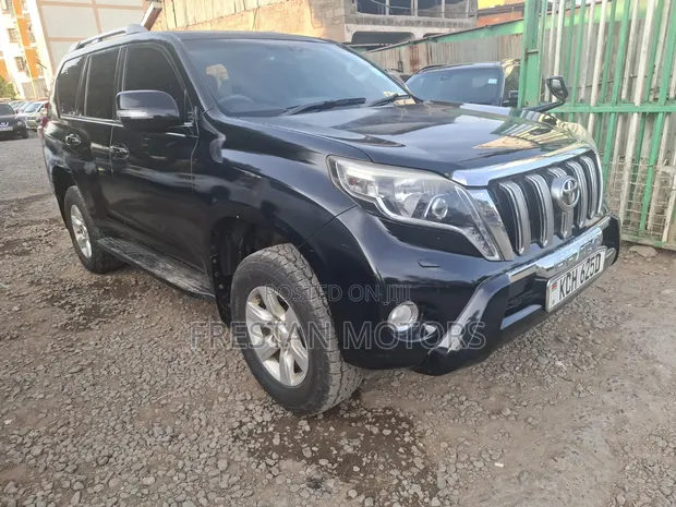 Toyota Land Cruiser Prado 2009 Black - 1