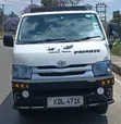 Toyota HiAce 7L Tour Van 2015 - 1