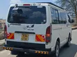 Toyota HiAce 7L Tour Van 2015 - 4