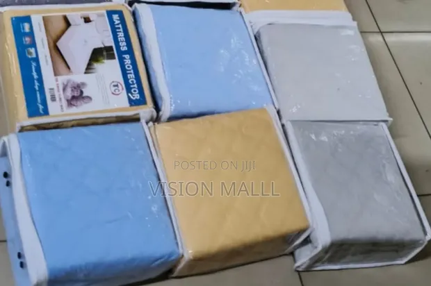 4x6 Waterproof Mattress Protector - 1