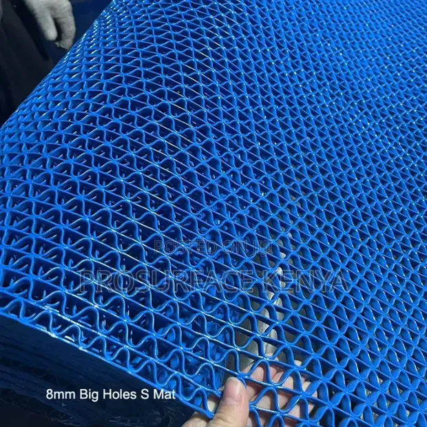 Professional Anti-Slip S Mat Flooring - 1