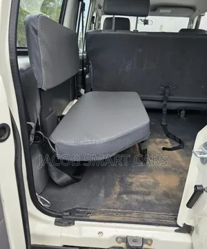 Toyota Land Cruiser Hardtop 2021