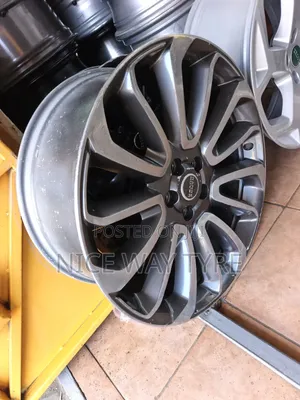 Original 22-Inch Range Rover Rims