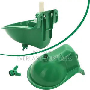 Cows Plastic Drinker - Easy Fence Mount
