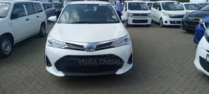 Toyota Corolla Fielder 1.5 Hybrid FWD 2018 White