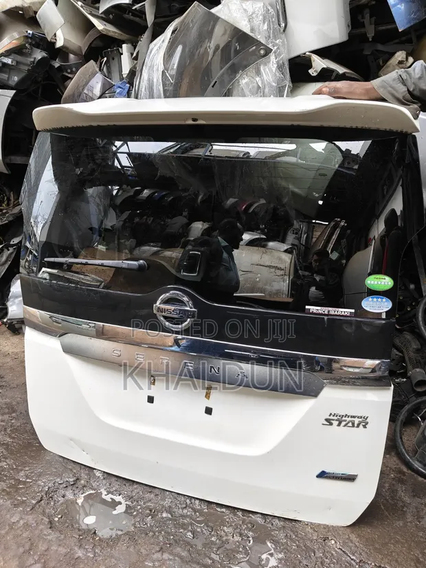 Nissan Serena C27 Tailgate/Boot - 1