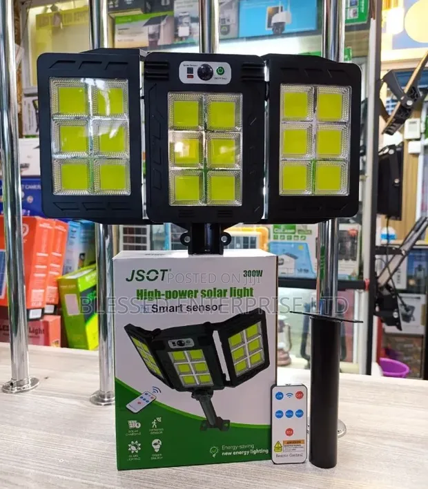 300W Solar Smart Foldable Street Light - 1