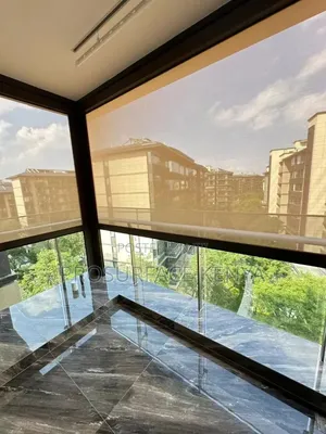 Stylish Sunscreen Window Blinds - Natural Light & Privacy