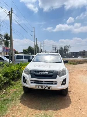 Isuzu D-MAX 2019 Nyeupe