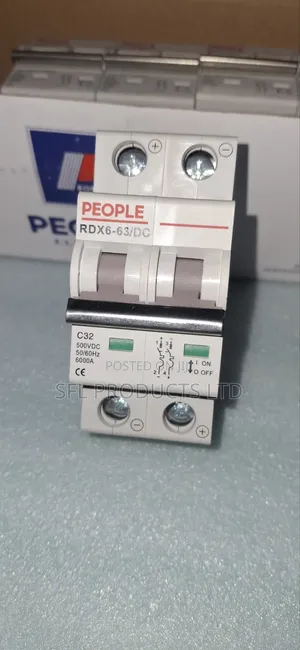 32A 2-Pole DC Circuit Breaker kwa Solar PV