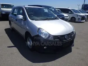 Nissan NV150 2019 Nyeupe