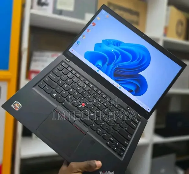Lenovo ThinkPad T14s Gen 1 Laptop - 1