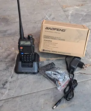 Baofeng UV-5R Walkie Talkies Rechargeable with Flashlight