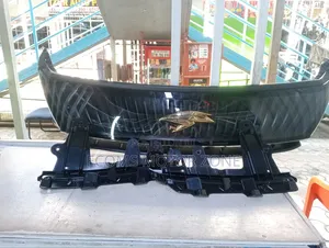 Grill ya Toyota Harrier 2014