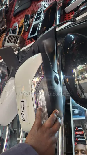 Toyota Land Cruiser Prado 150 Side Mirror with Camera