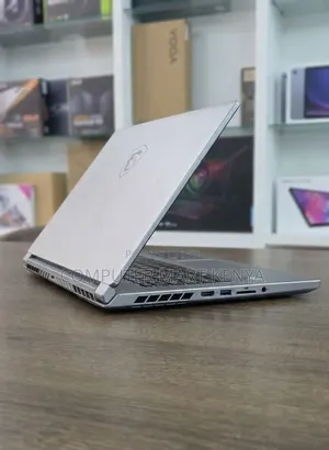 Laptop MSI GS66 Stealth 10SGS: Intel Core i7, 16GB RAM, 512GB SSD