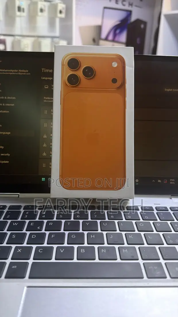 New Apple iPhone 17 Pro Max 256GB Orange - 1
