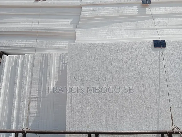 Solid Styrofoam Insulation Sheets 4ft x 4ft - 1