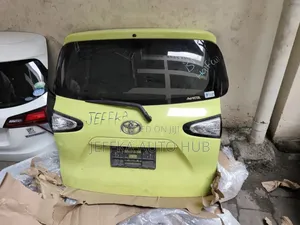 Boot ya Toyota Sienta 2017 (Iliyorudishwa)